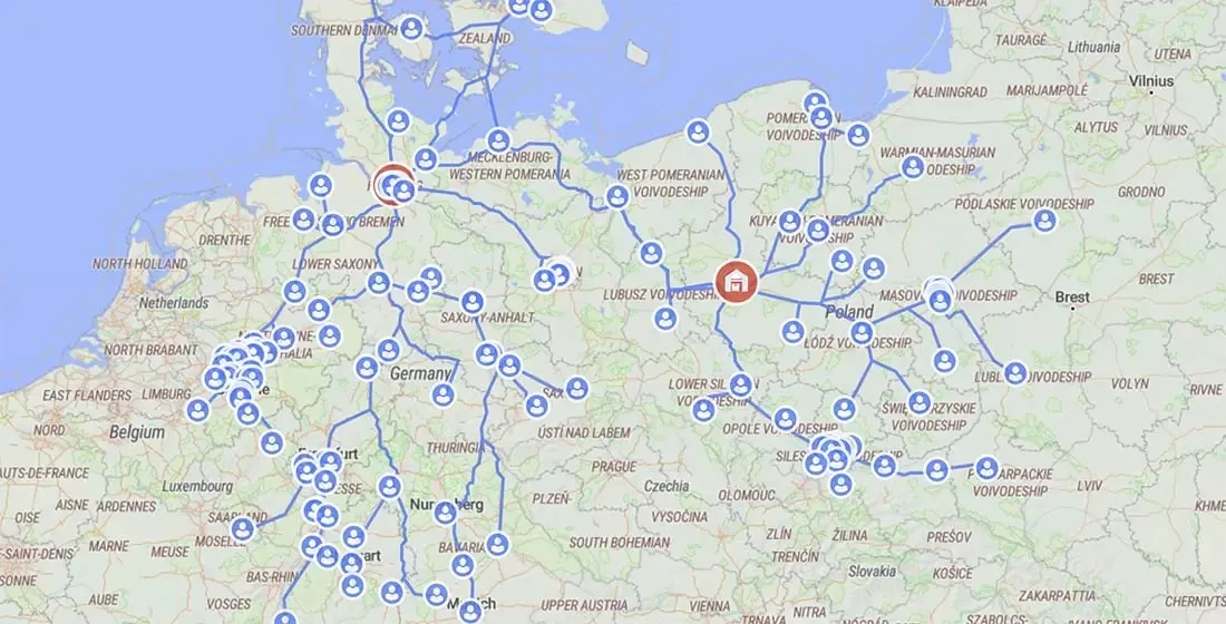 An anyLogistix map of Germany and Poland with blue lines connecting two distribution centers to dozens of customer locations